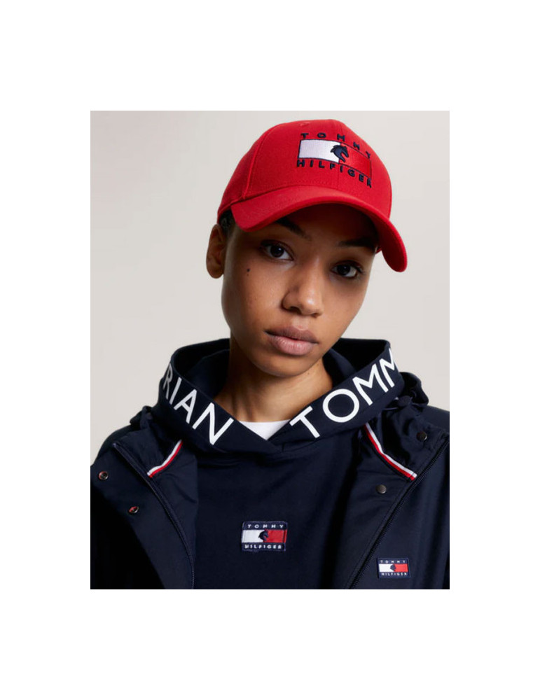 Montreal Water Repellent Flag Logo Cap FIERCE RED - 55cm - Nature Hors